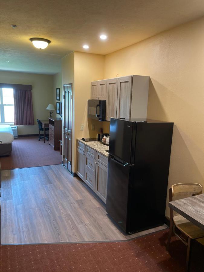 Americinn By Wyndham Fargo Medical Center Экстерьер фото