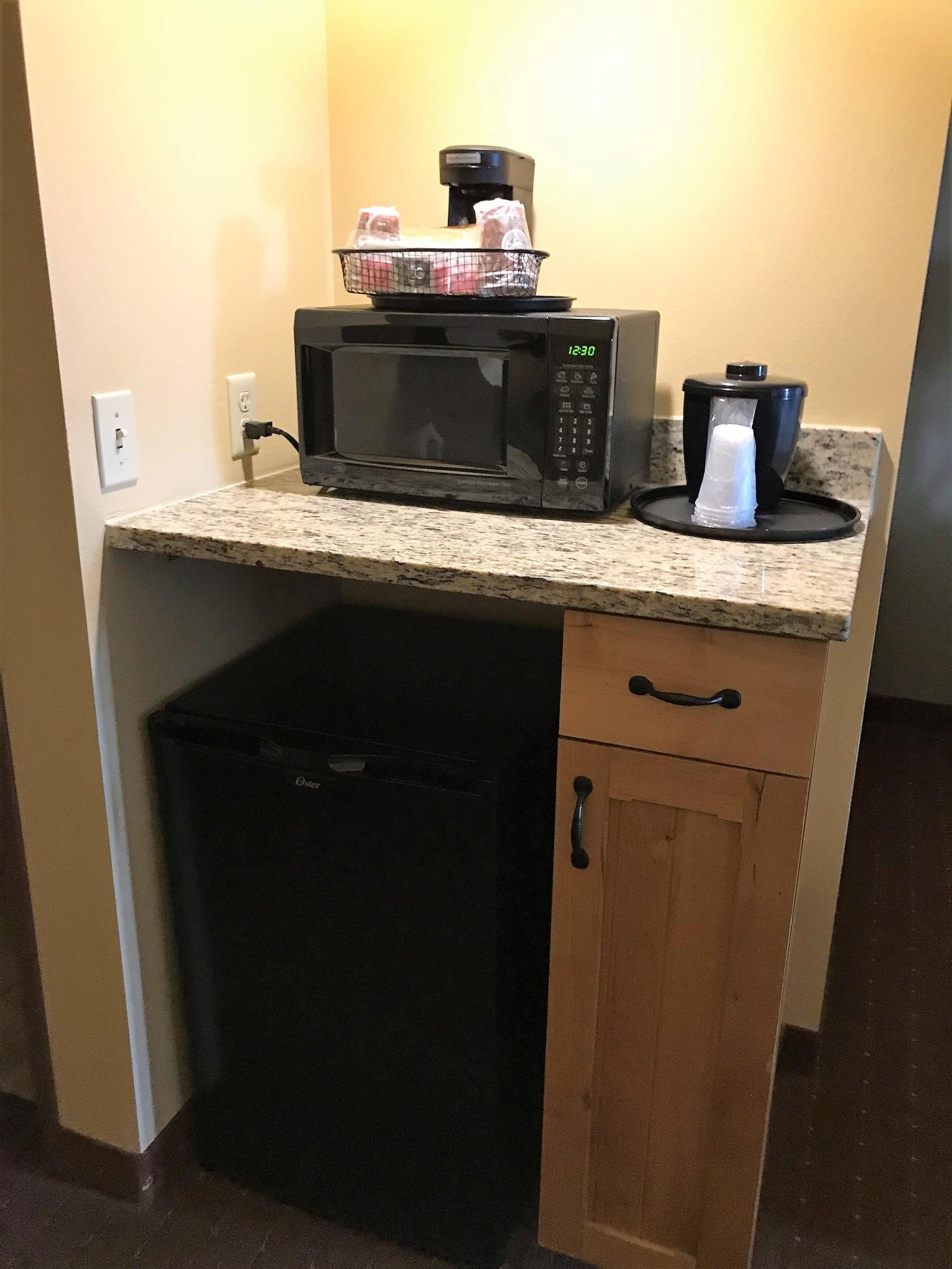 Americinn By Wyndham Fargo Medical Center Экстерьер фото
