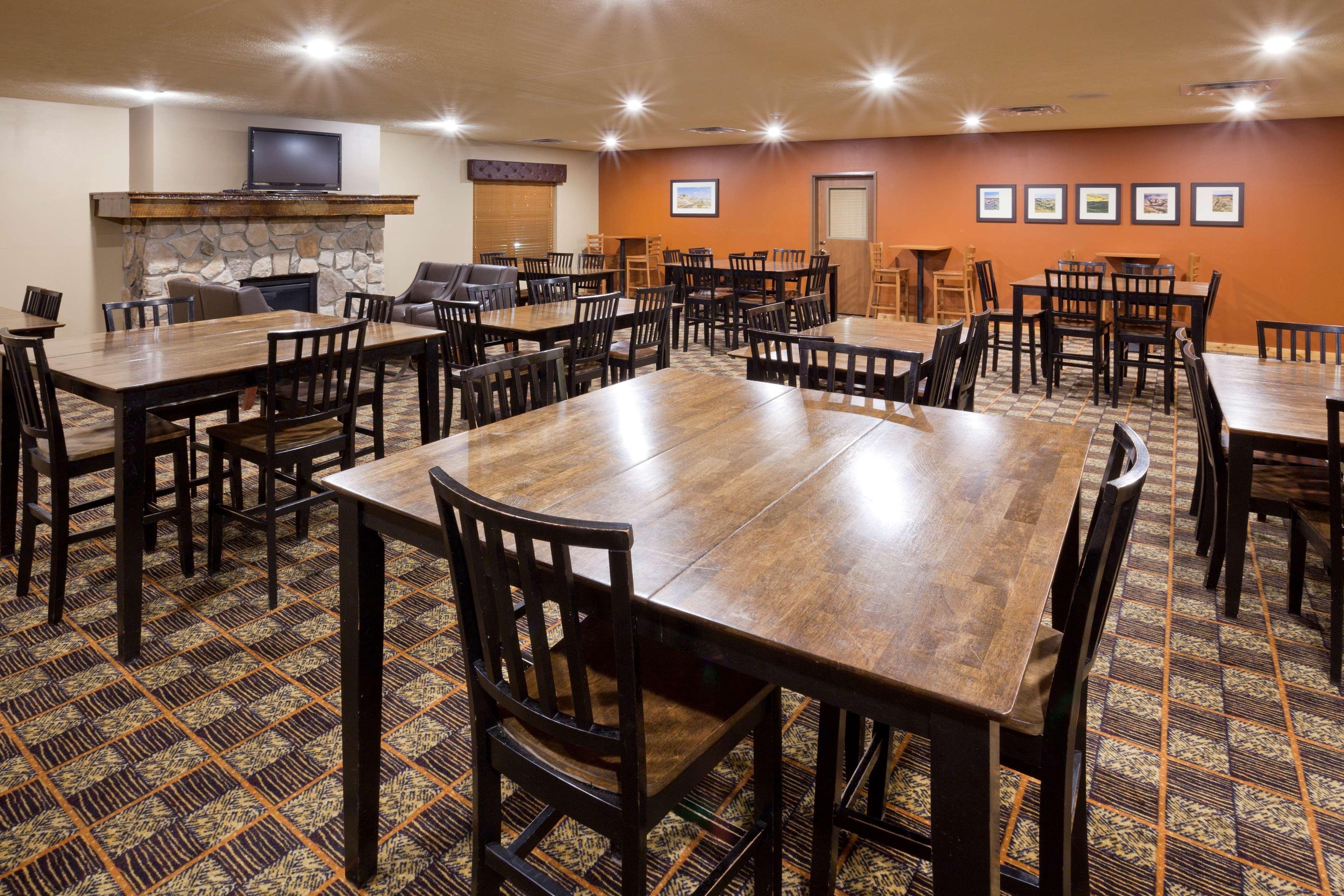 Americinn By Wyndham Fargo Medical Center Экстерьер фото